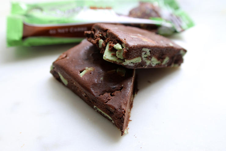 Quest Bar Mint Chocolate Chunk без упаковки Quest Bar Mint Chocolate Chunk без упаковки