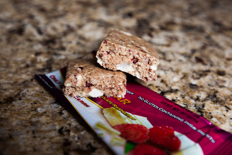 Quest Bar White Chocolate Raspberry без упаковки Quest Bar White Chocolate Raspberry без упаковки